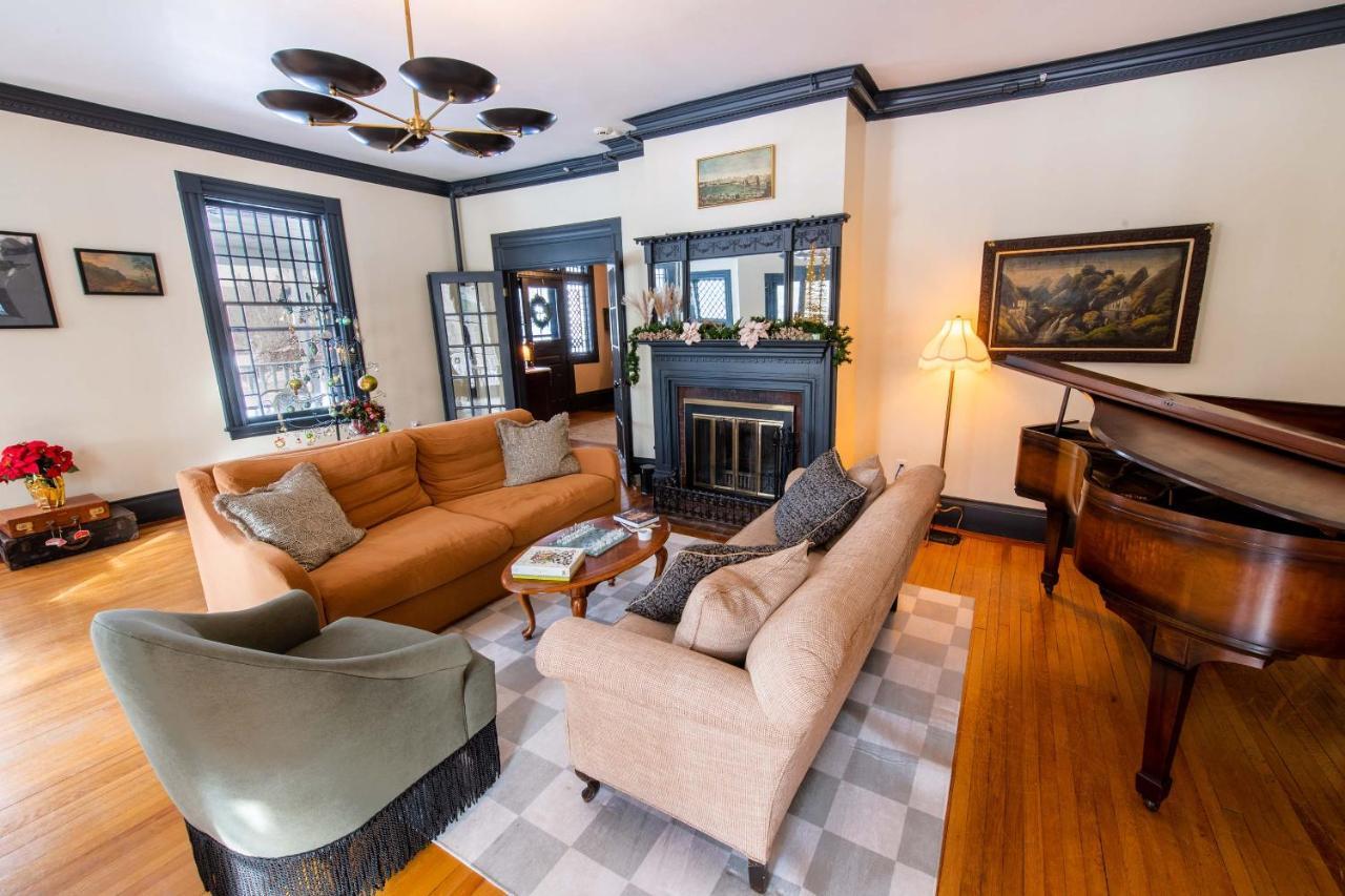 ホテル The Constance By The Lenox Collection エクステリア 写真